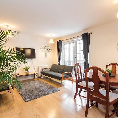 Elegant 2 Bedroom City Centre Apartment - Free Parking - Private Balcony EDI Eksteriør billede